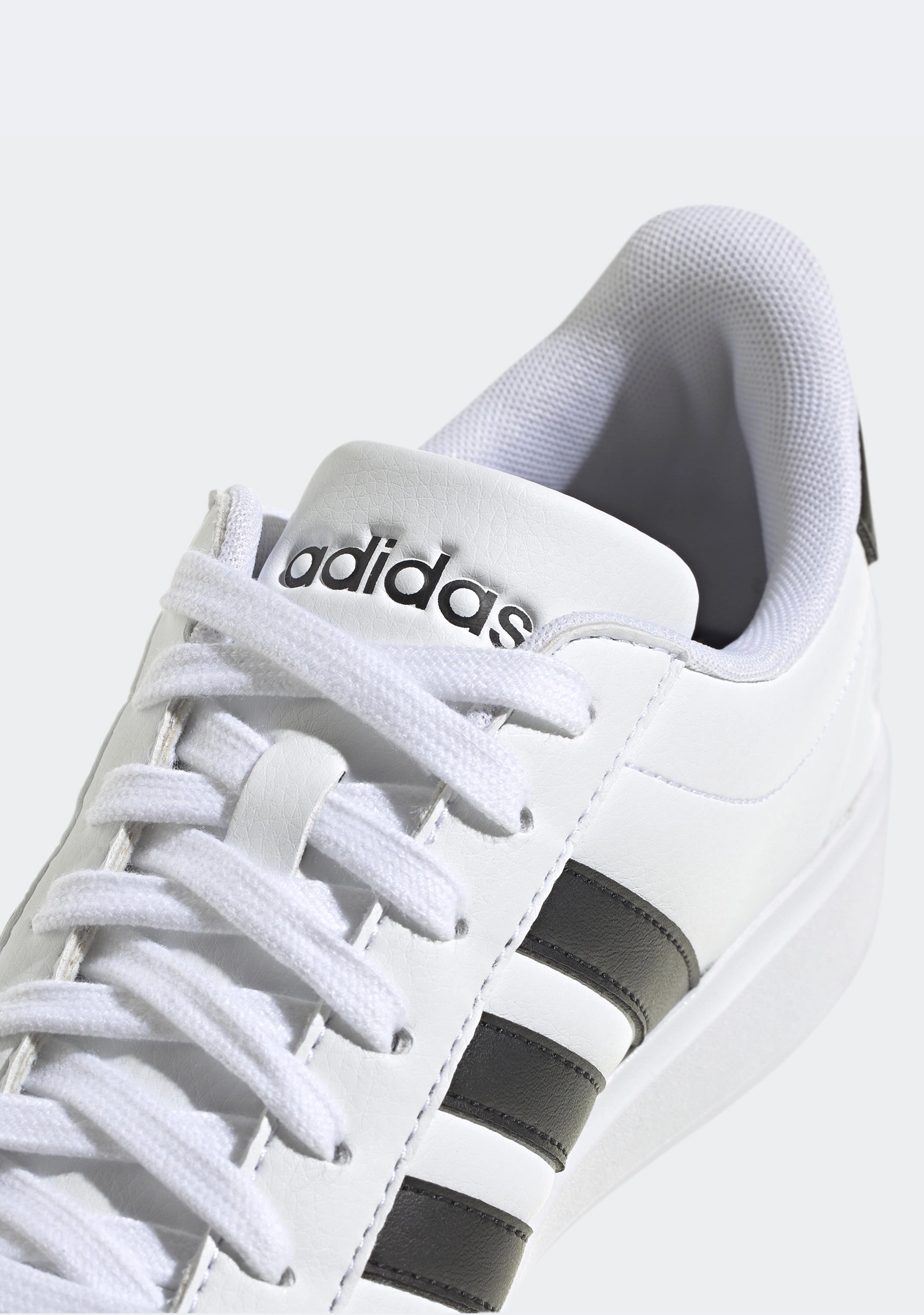 Adidas Women’s Grand Court 2.0