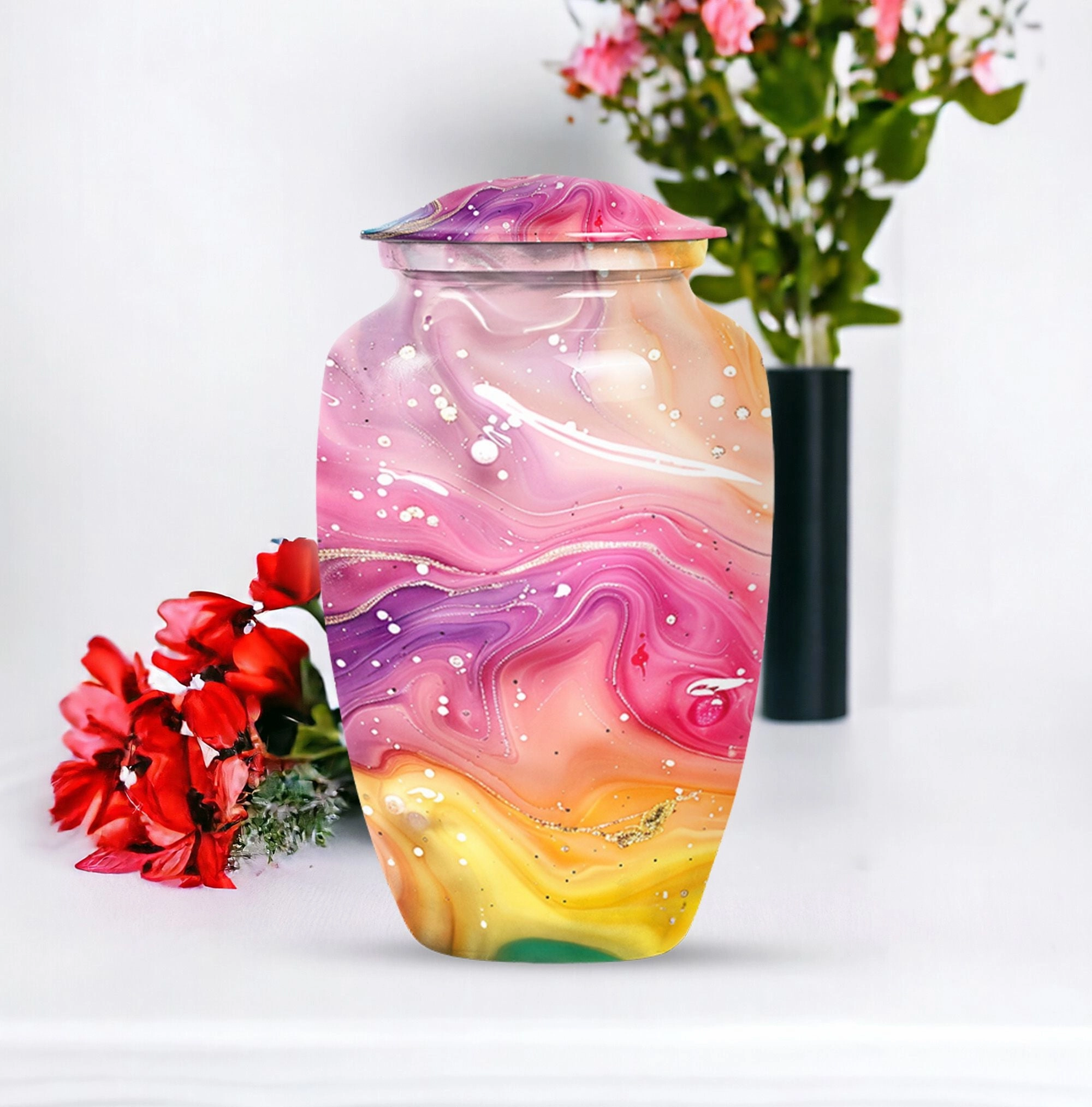 Classic Abstract Urn: Cremation Accessory for Cherished Mom