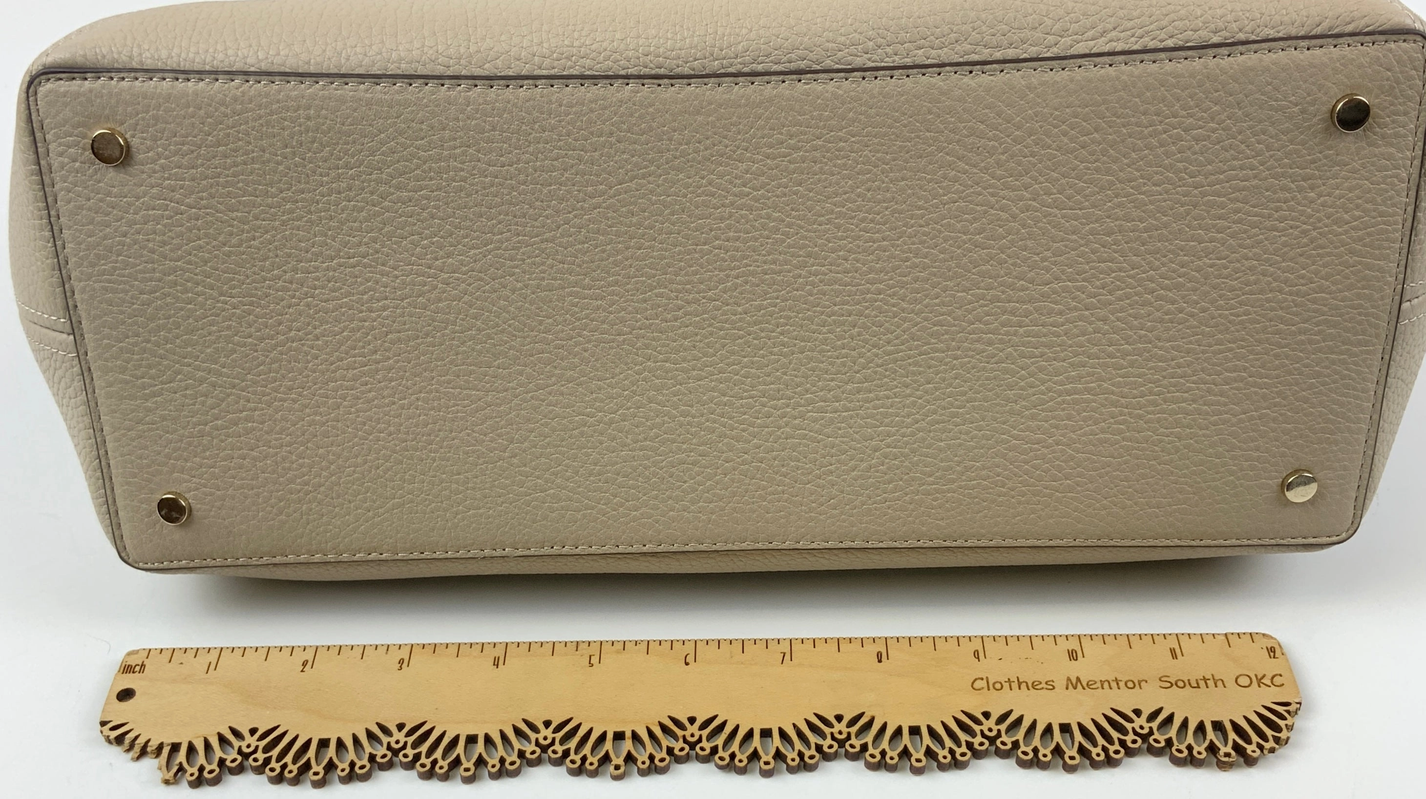 Handbag Designer By Kate Spade In Cream & Tan, Size:Large