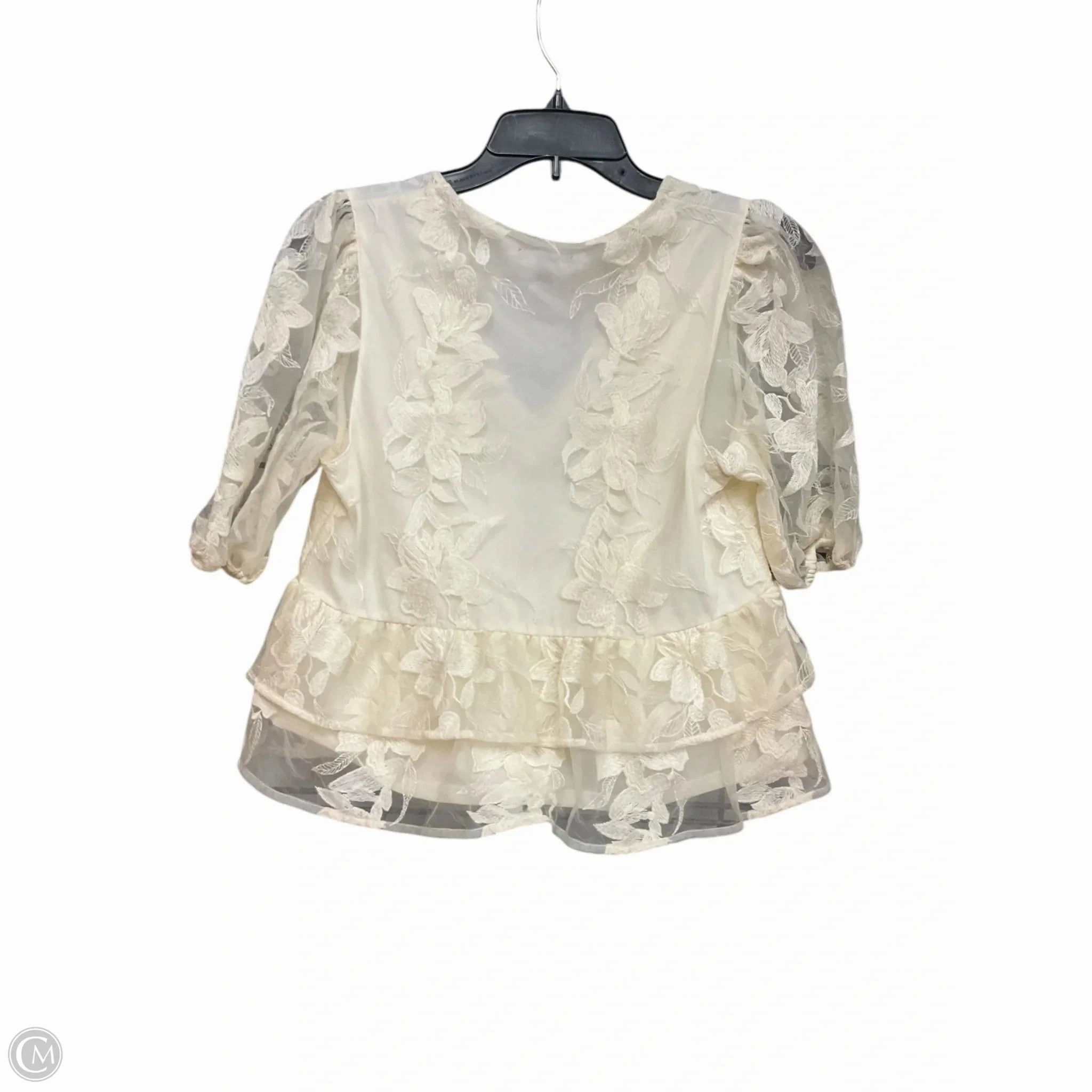 Top Short Sleeve By Express In Cream, Size: S